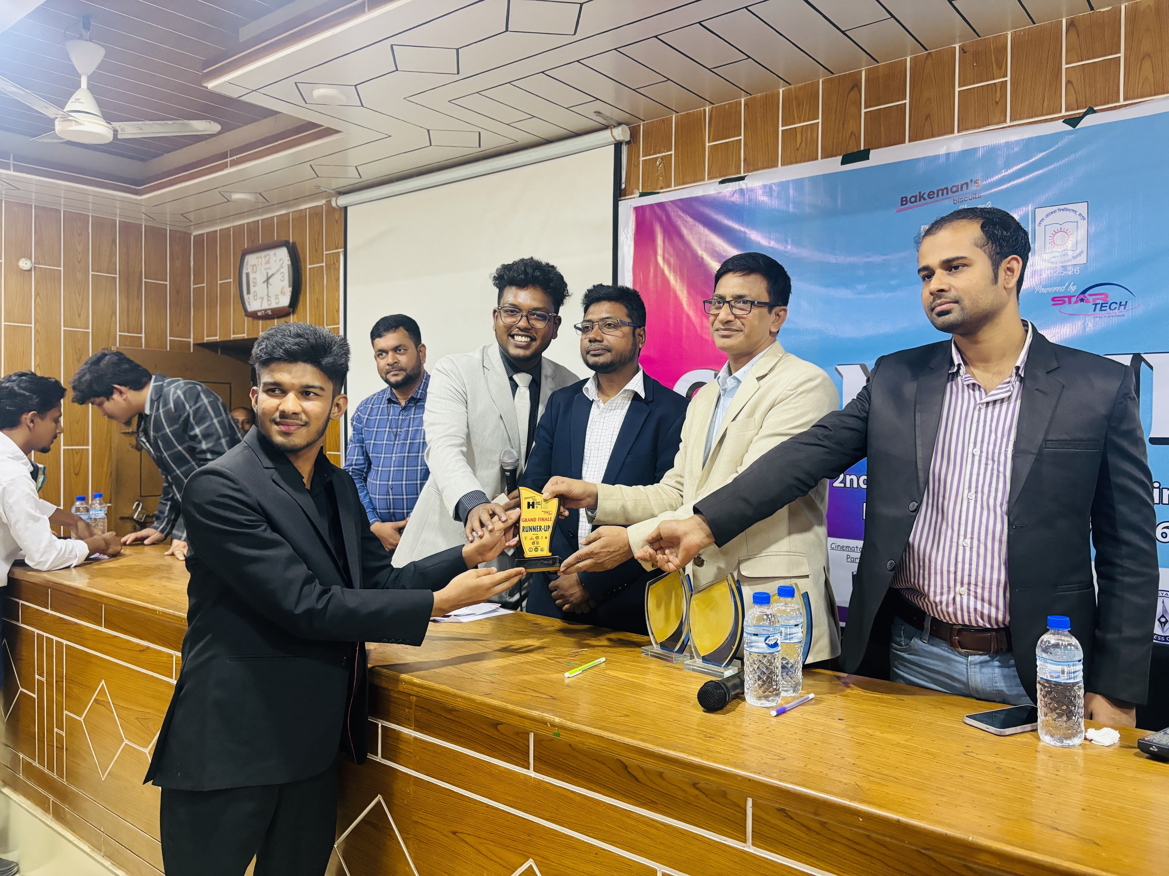 Hult Prize presenting a sustainable business model to expert judges